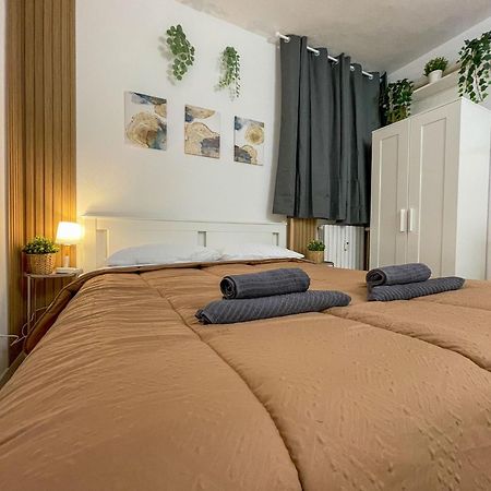 Home In Town - Home In City Life Near San Siro Stadium Milan Bagian luar foto
