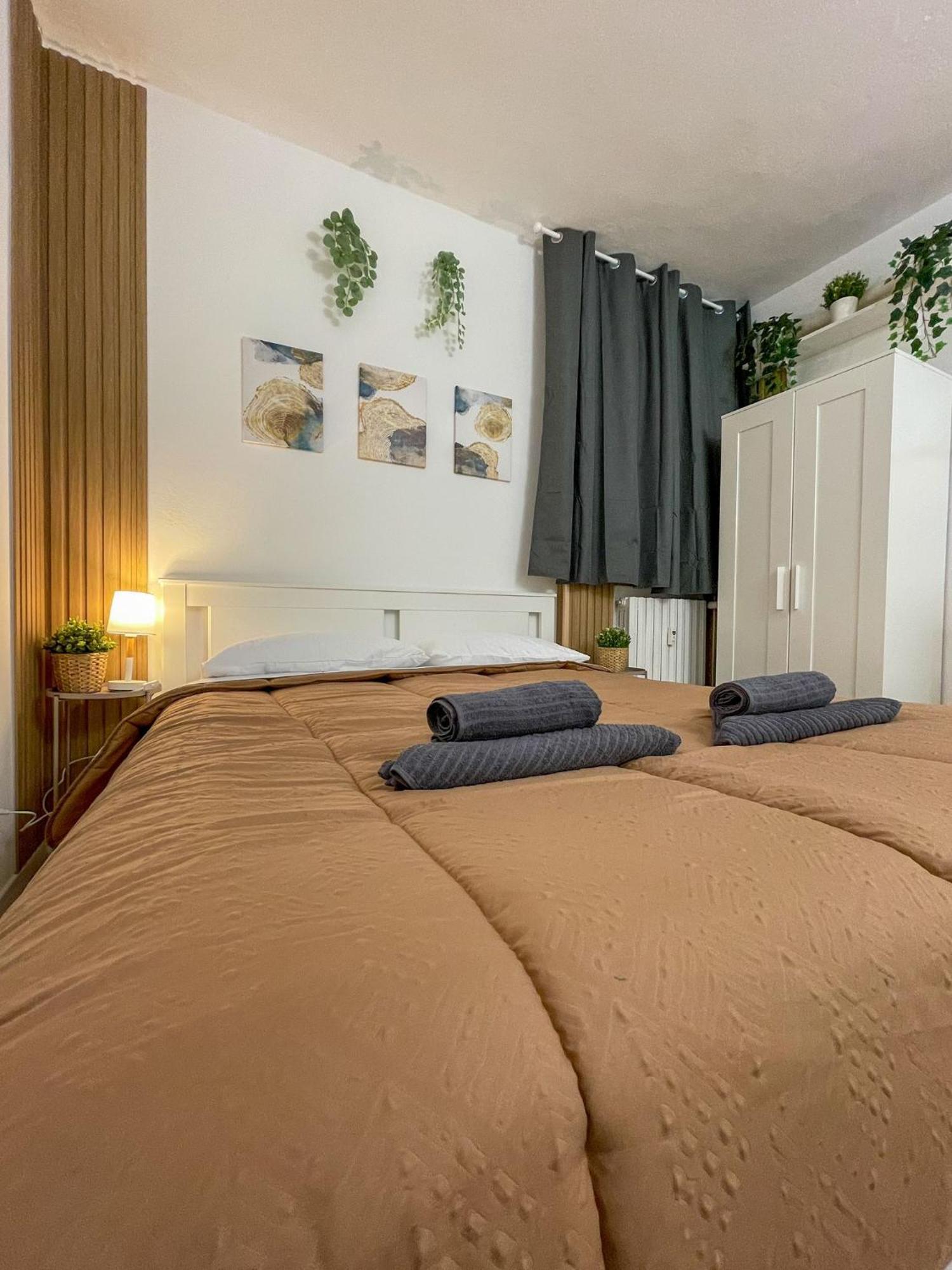Home In Town - Home In City Life Near San Siro Stadium Milan Bagian luar foto