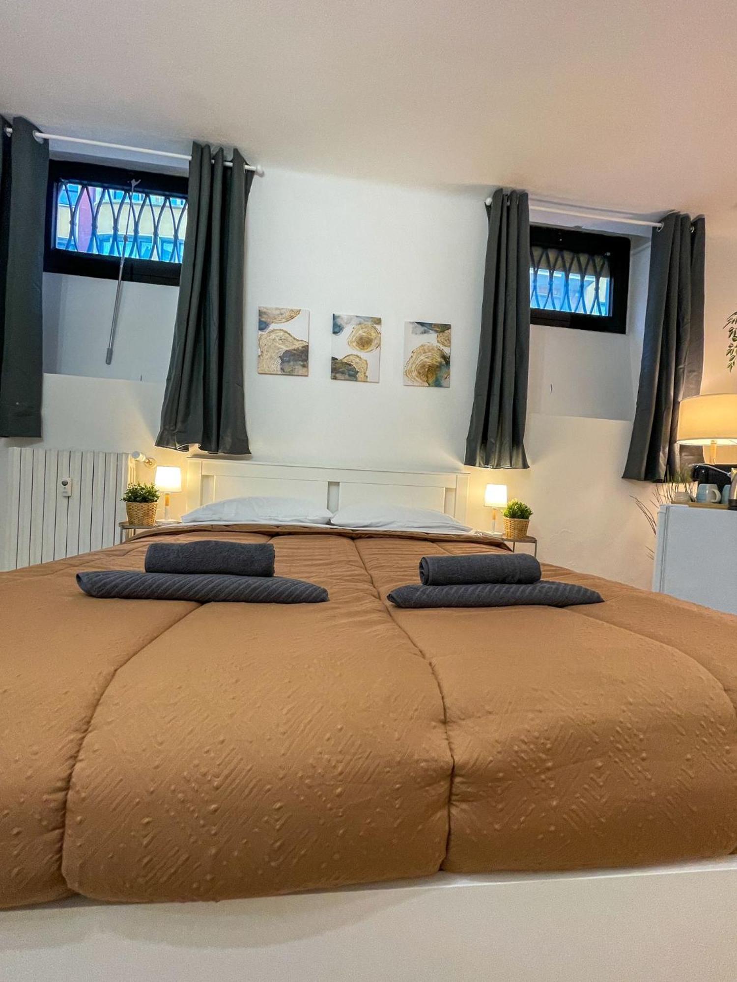 Home In Town - Home In City Life Near San Siro Stadium Milan Bagian luar foto