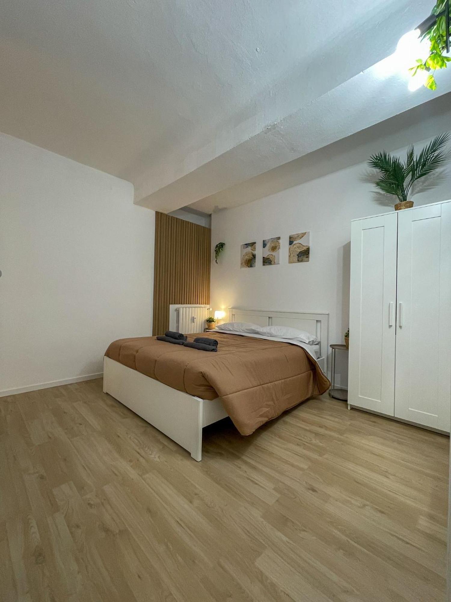 Home In Town - Home In City Life Near San Siro Stadium Milan Bagian luar foto