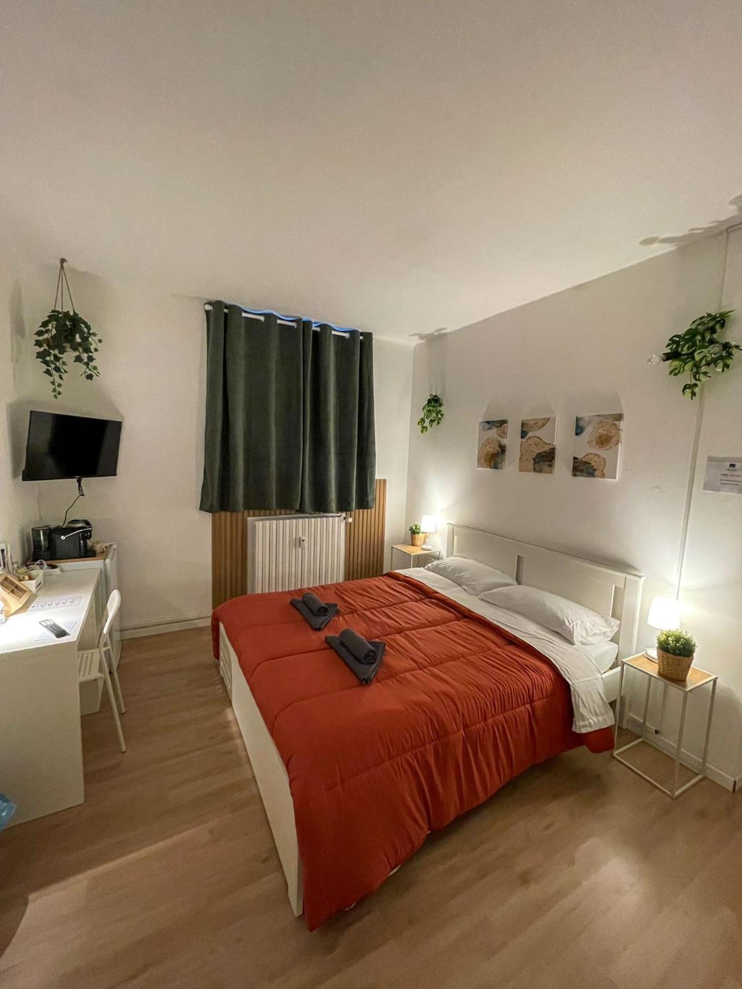 Home In Town - Home In City Life Near San Siro Stadium Milan Bagian luar foto